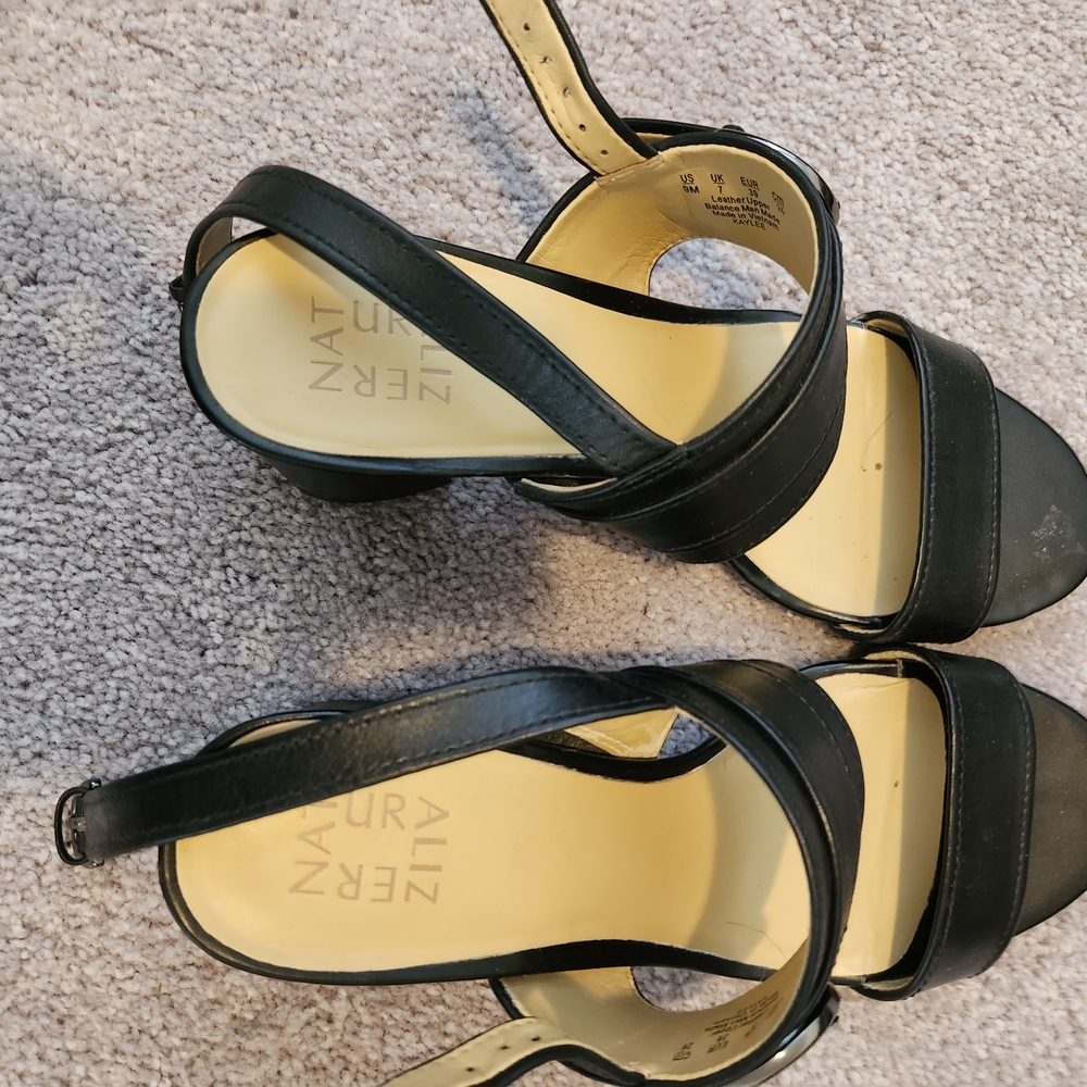 Naturalizer Black Sandals